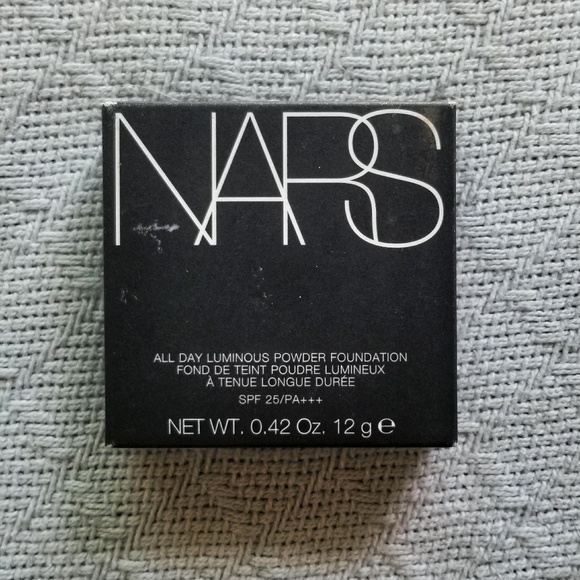 NARS ALL DAY LUMINOUS POWDER FOUNDATION - SWEDEN - Picture 2 of 4